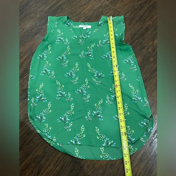 LOFT Sleeveless V-Neck Top Size S - Picture 6 of 6